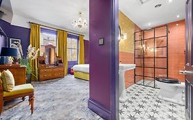 Hotel Clementine